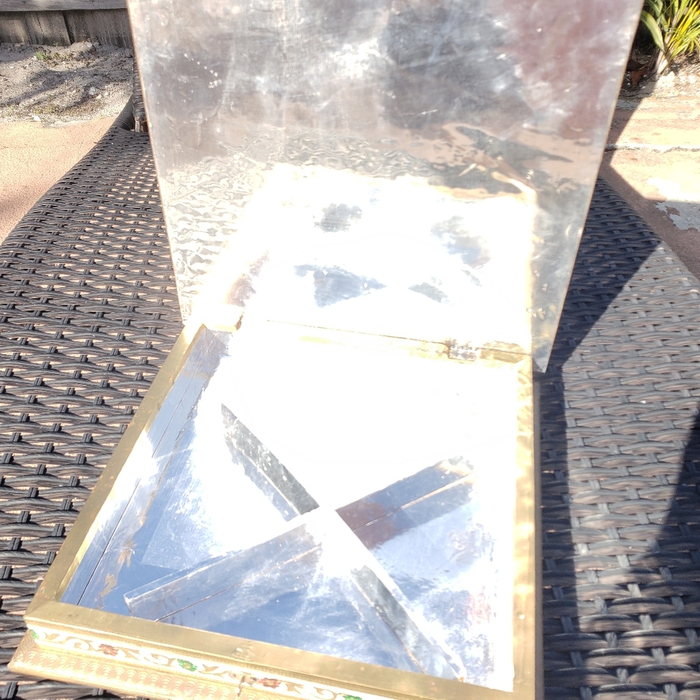 Wooden Meenakari Mukhwas Box Dry Fruit Box 10”x 10”. - Picture 3 of 8